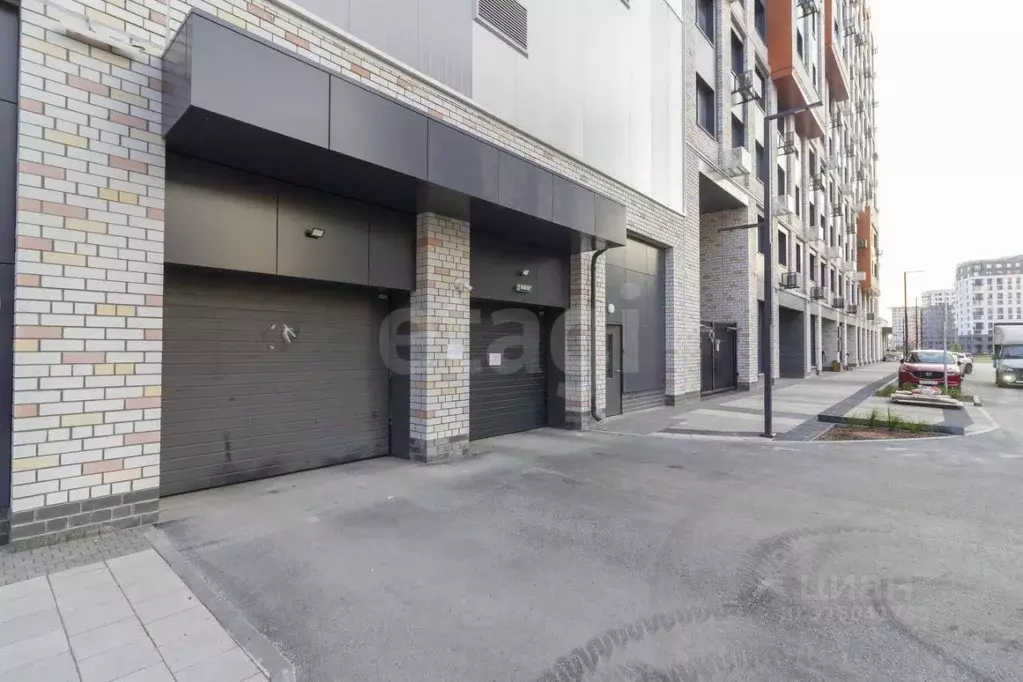 Гараж в Тюменская область, Тюмень ул. Андрея Кореневского, 5 (13 м) - Фото 1