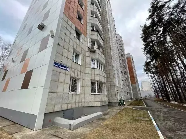 2-к кв. Пермский край, Пермь ул. Адмирала Ушакова, 49 (68.0 м) - Фото 1