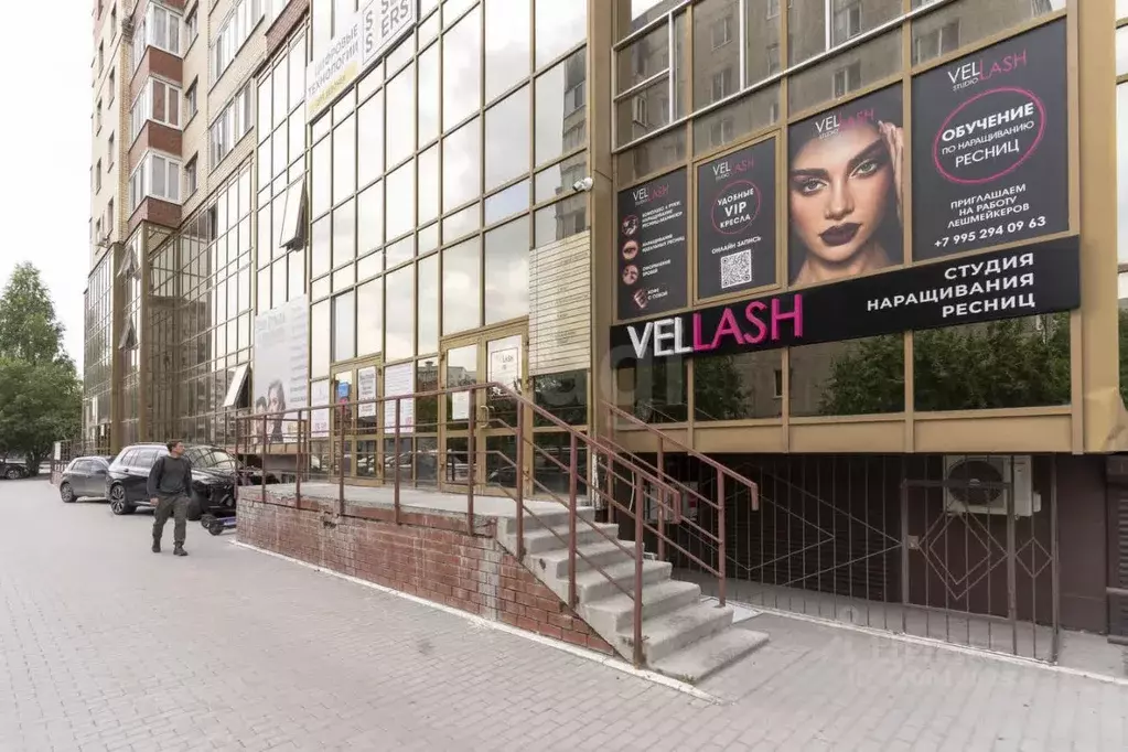 Офис в Тюменская область, Тюмень ул. Мельникайте, 125б (180 м) - Фото 1