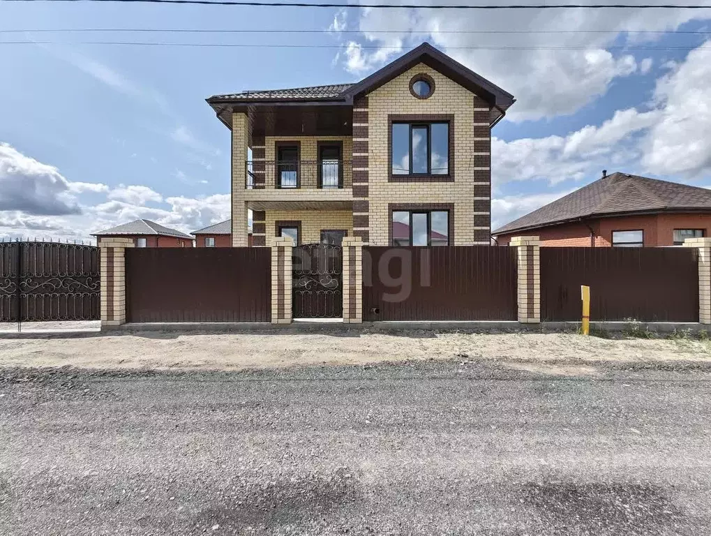 Дом в Тюменская область, Тюмень проезд Артековский (155 м) - Фото 1