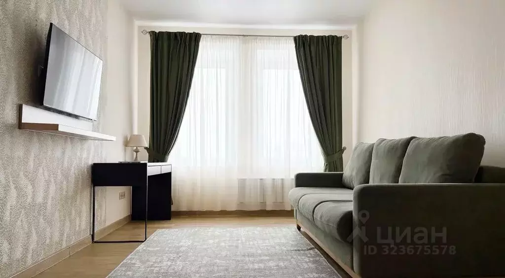 1-к кв. Красноярский край, Красноярск ул. Академгородок, 30 (45.0 м) - Фото 1