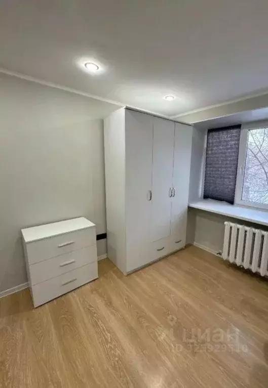 1-к кв. Омская область, Омск Городок Нефтяников мкр, ул. 22 Апреля, 16 ... - Фото 1