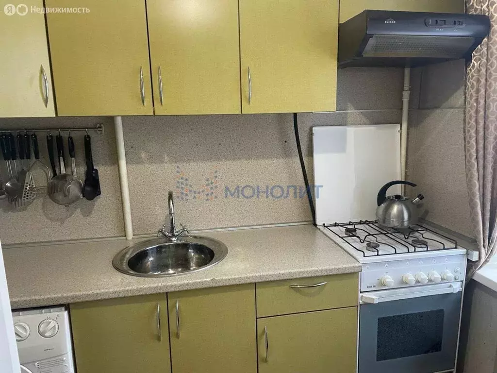 1-комнатная квартира: Нижний Новгород, жилой район Кузнечиха, улица ... - Фото 2