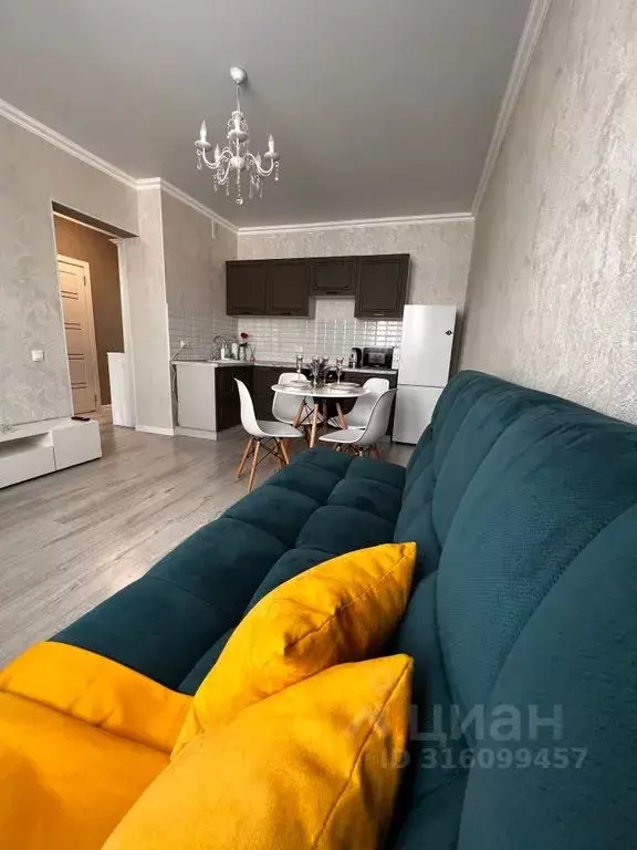 2-к кв. Оренбургская область, Оренбург Уральская ул., 2/20 (40.0 м) - Фото 1