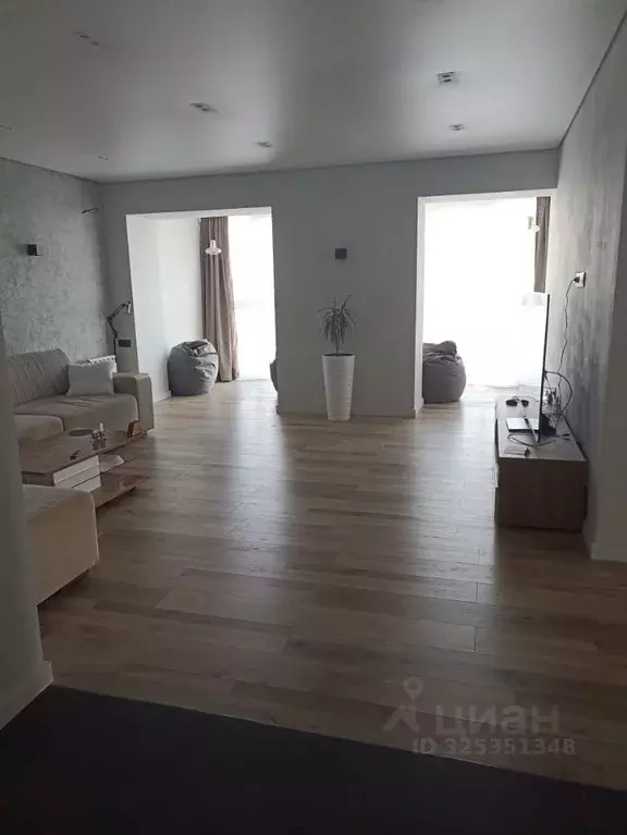 3-к кв. Воронежская область, Воронеж ул. Большая Манежная, 13В (100.0 ... - Фото 2