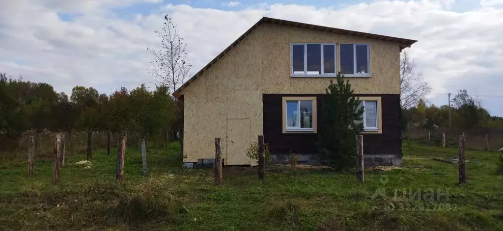 Дом в Свердловская область, Нижнесергинский район, Атиг пгт ул. ... - Фото 1