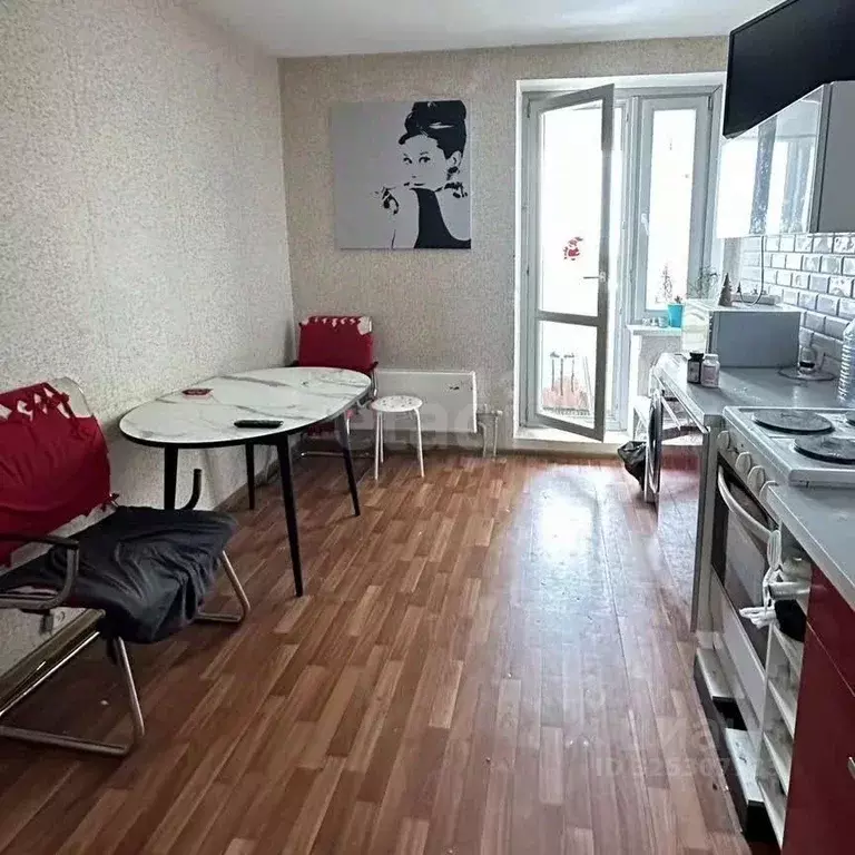 3-к кв. Москва Синявинская ул., 11к10 (89.2 м) - Фото 2