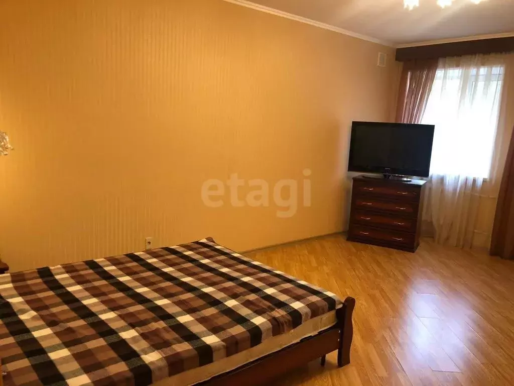 1-к кв. Татарстан, Альметьевск ул. Пушкина, 64 (74.0 м) - Фото 1
