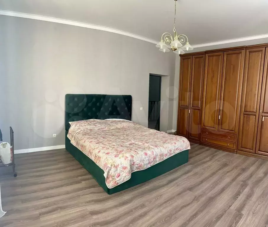 4-к. квартира, 133 м, 4/5 эт. - Фото 0