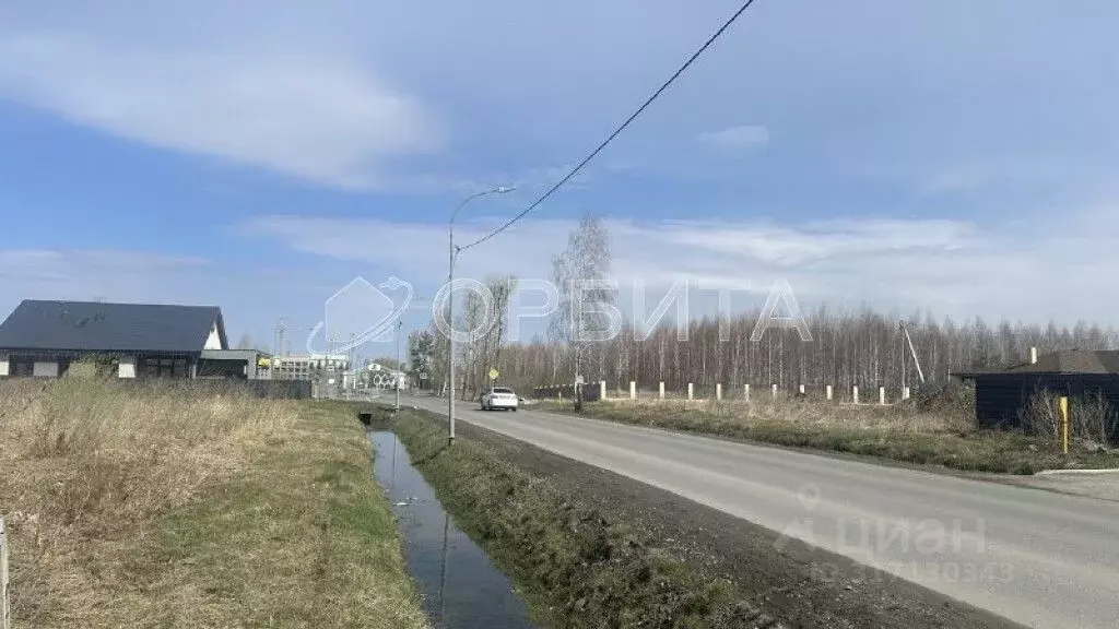 Участок в Тюменская область, Тюменский район, с. Луговое Плодовая ул. ... - Фото 0