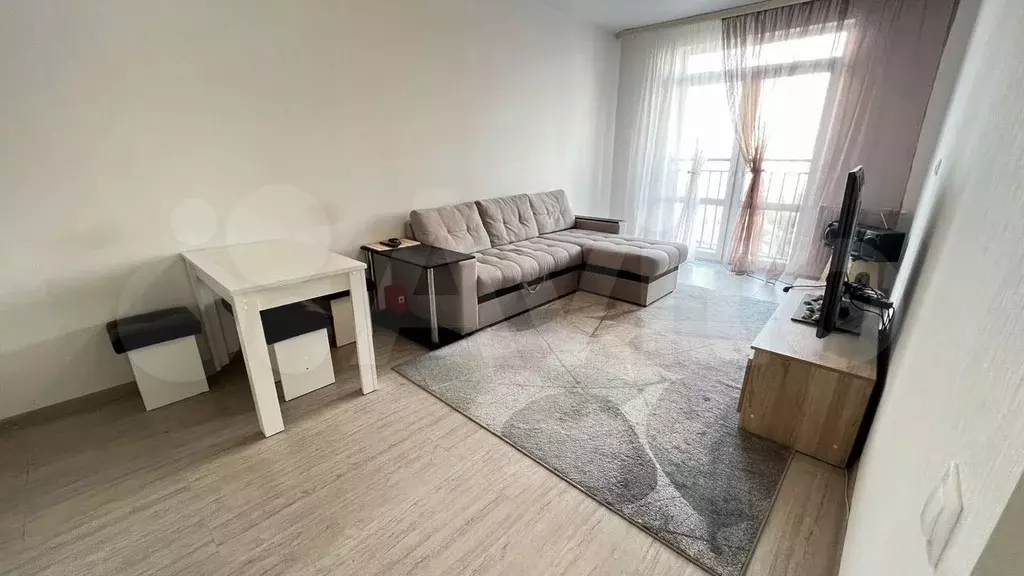 2-к. квартира, 61 м, 8/18 эт. - Фото 0