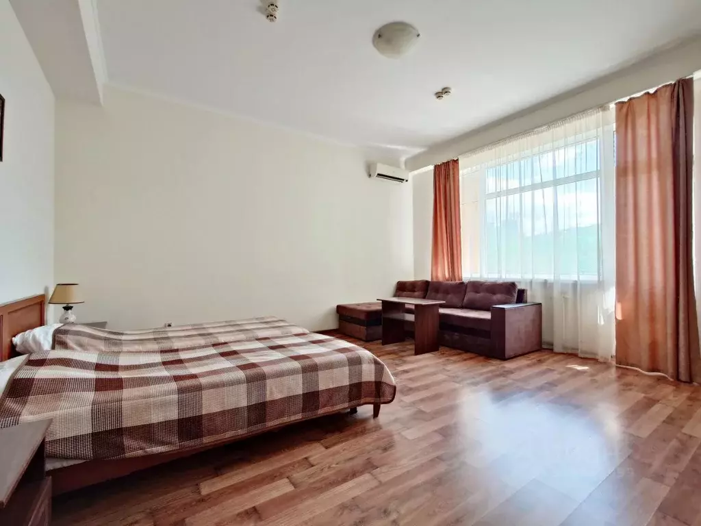 1-к кв. Крым, Алушта ул. Багликова, 21 (38.6 м) - Фото 0