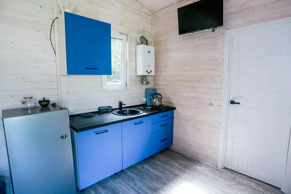 Дом в Адыгея, Майкопский район, Абадзехская ст-ца  (36 м) - Фото 2