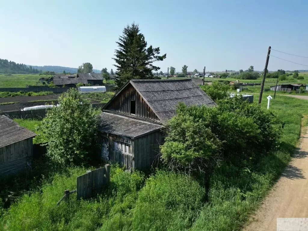 Дом в Красноярский край, Большемуртинский район, Еловский сельсовет, ... - Фото 1