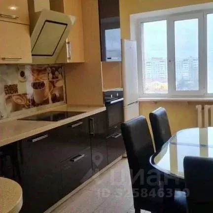 2-к кв. Тюменская область, Тюмень Холодильная ул., 83 (75.0 м) - Фото 1