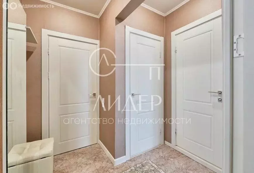 3-комнатная квартира: Сочи, микрорайон Завокзальный, Невская улица, ... - Фото 1