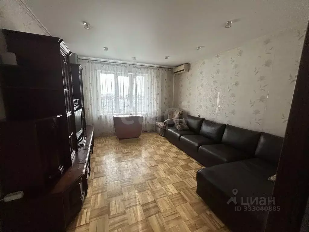 3-к кв. Удмуртия, Ижевск Удмуртская ул., 139 (65.0 м) - Фото 1