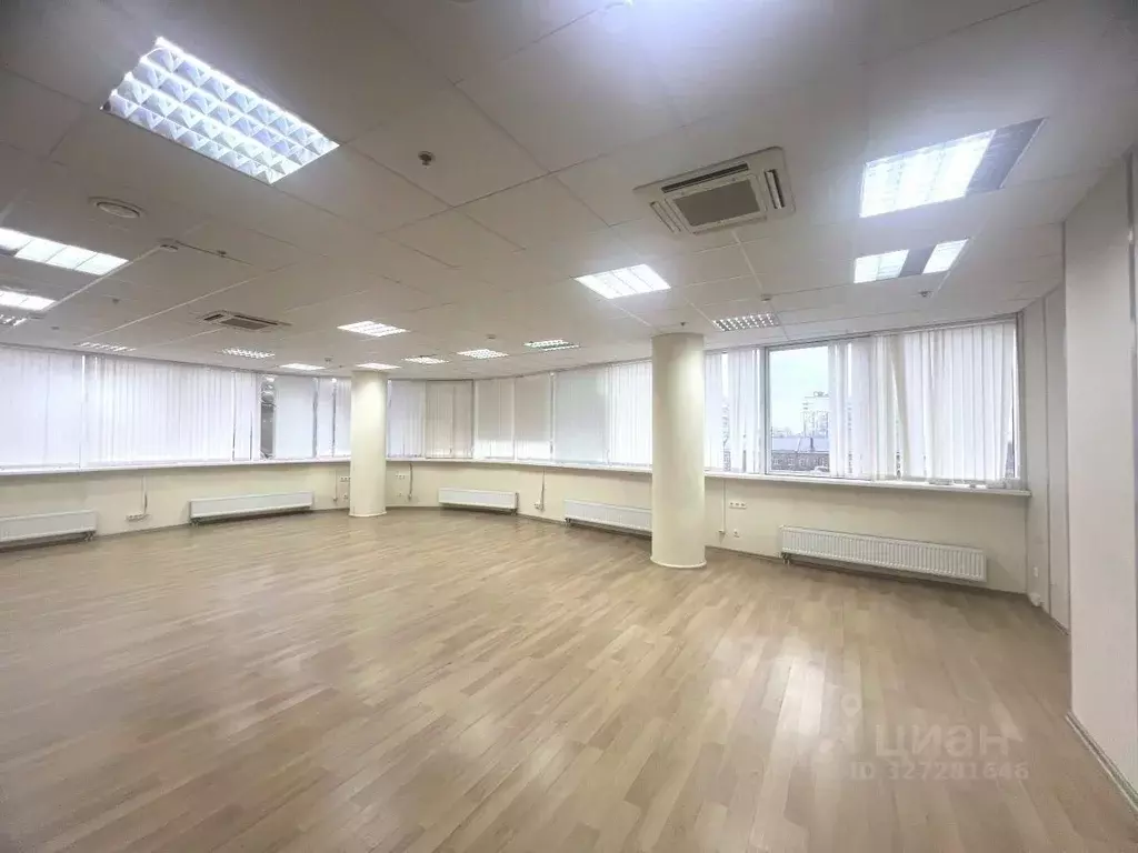 Офис в Краснодарский край, Краснодар Центральный мкр, ул. Советская, ... - Фото 1