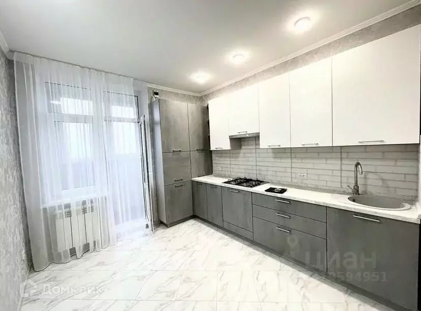 1-к кв. Краснодарский край, Краснодар проезд Репина, 3к1 (42.0 м) - Фото 0