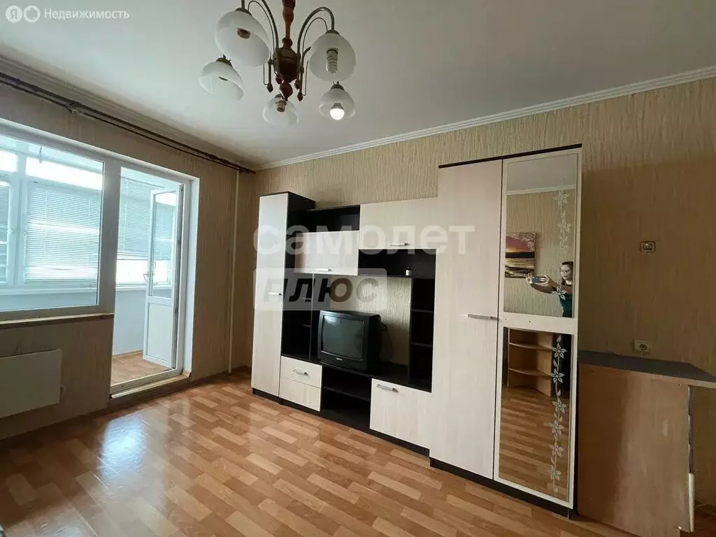 1-комнатная квартира: Оренбург, Салмышская улица, 52 (37 м) - Фото 0