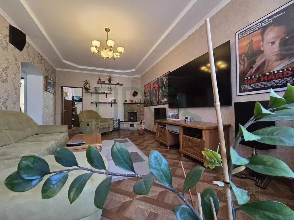Дом в Ростовская область, Таганрог ул. Маршала Жукова, 165 (157 м) - Фото 1