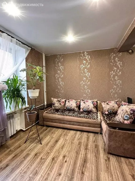 3-комнатная квартира: Волгоград, улица Германа Титова, 8 (66.1 м) - Фото 2