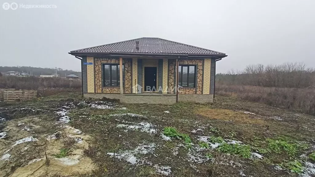 Дом в посёлок Майский, квартал Майский-80, Лирическая улица (100 м) - Фото 1