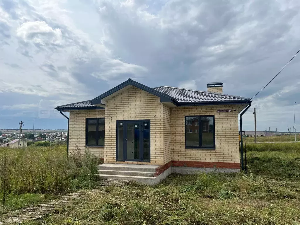 Дом в Татарстан, Высокогорское с/пос, пос. Инеш ул. Асии Харисовой ... - Фото 1