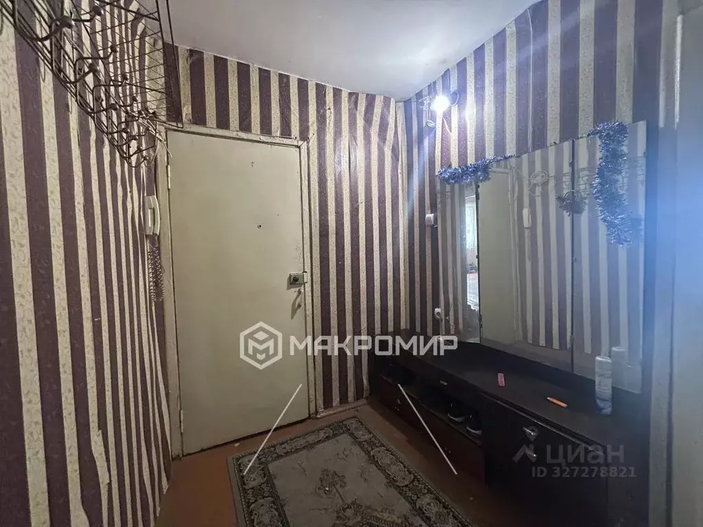 3-к кв. Брянская область, Брянск ул. Чернышевского, 52 (62.5 м) - Фото 1