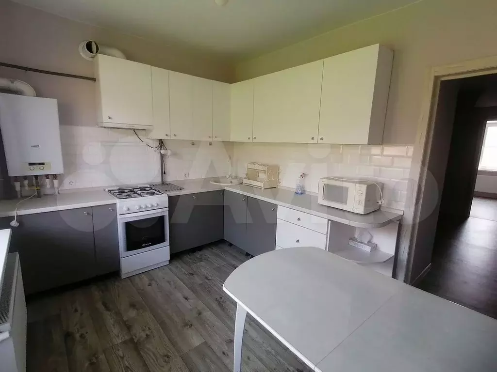 3-к. квартира, 65 м, 3/3 эт. - Фото 1