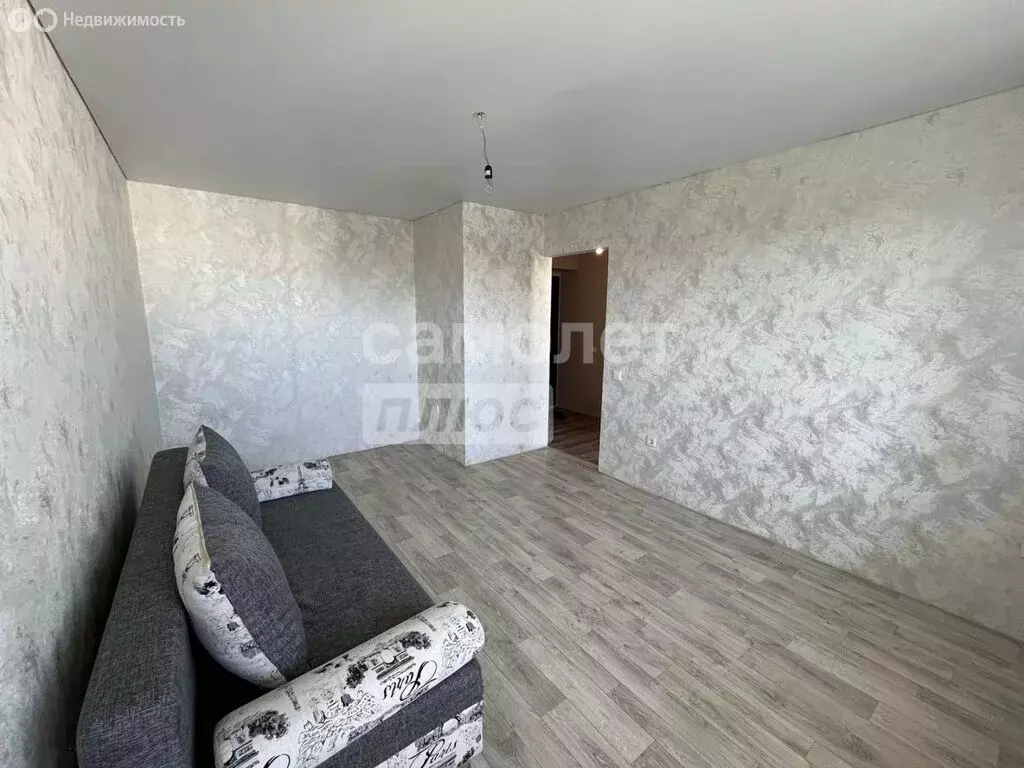 1-комнатная квартира: село Миловка, проспект Чижова, 5 (35.9 м) - Фото 1