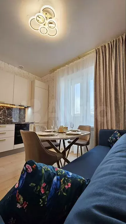 1-к. квартира, 50 м, 7/9 эт. - Фото 0