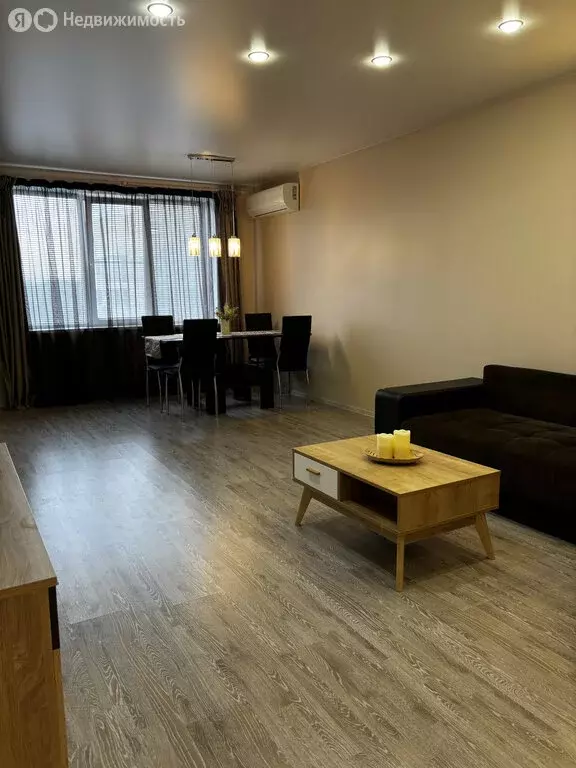 2-комнатная квартира: Тольятти, улица 40 лет Победы, 17Г (86 м) - Фото 1