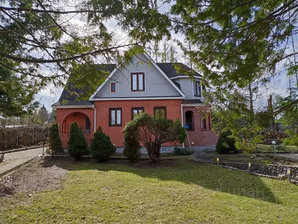 Дом в Ленинградская область, Выборгский район, Рощино пгт ул. Пушкина, ... - Фото 1