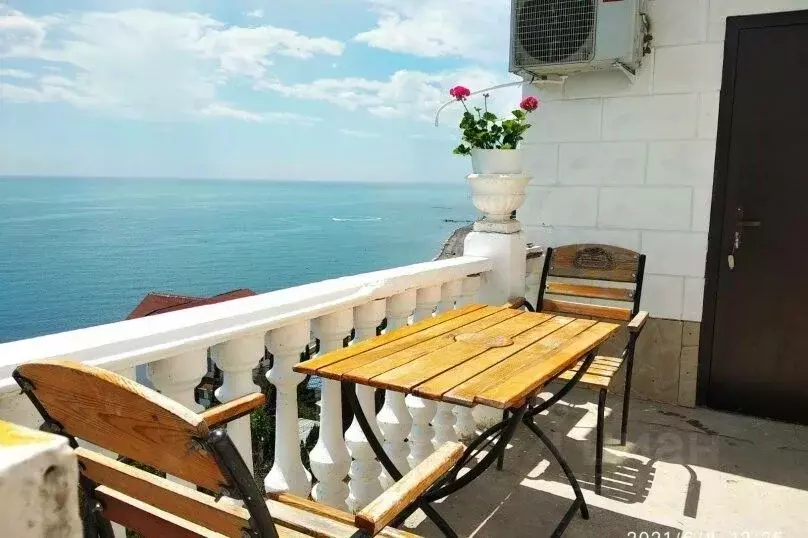 Дом в Крым, Алушта муниципальный округ, с. Рыбачье ул. Лучистая, 14 ... - Фото 2