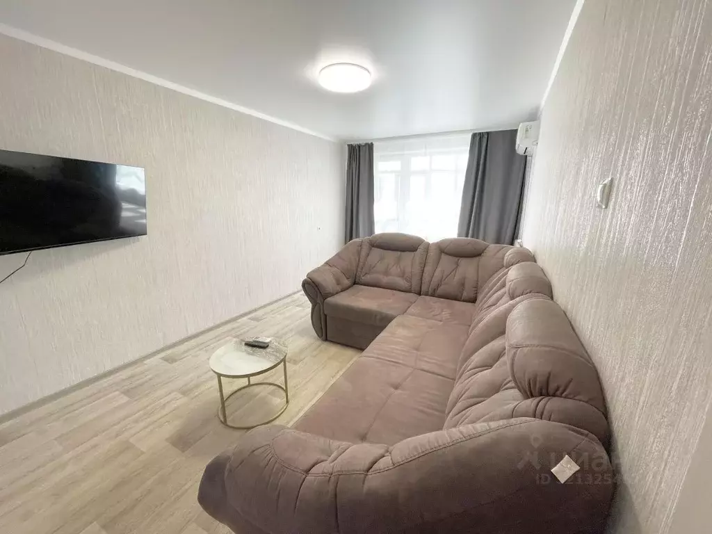 2-к кв. Оренбургская область, Орск Новый город мкр, ул. Кутузова, 56А ... - Фото 1