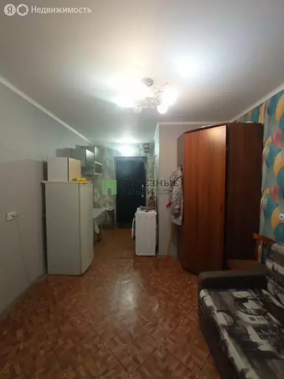 1-комнатная квартира: Красноярск, Спортивная улица, 180 (16.7 м) - Фото 1