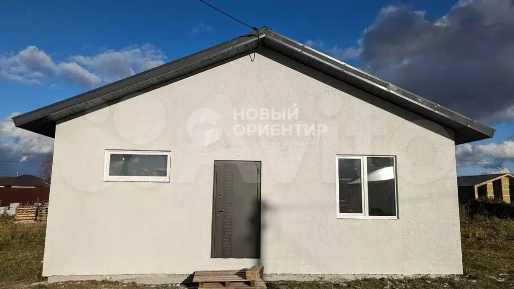 Дом 100 м на участке 8 сот. - Фото 1
