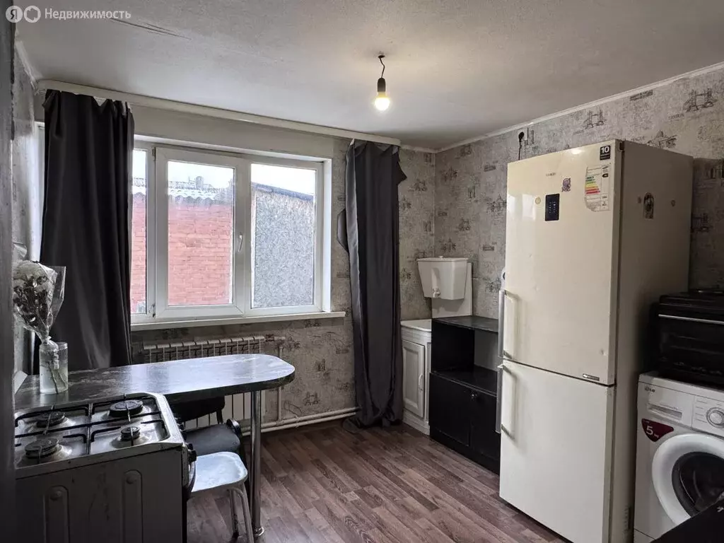 Дом в Омск, улица Герцена, 112 (63.7 м) - Фото 1