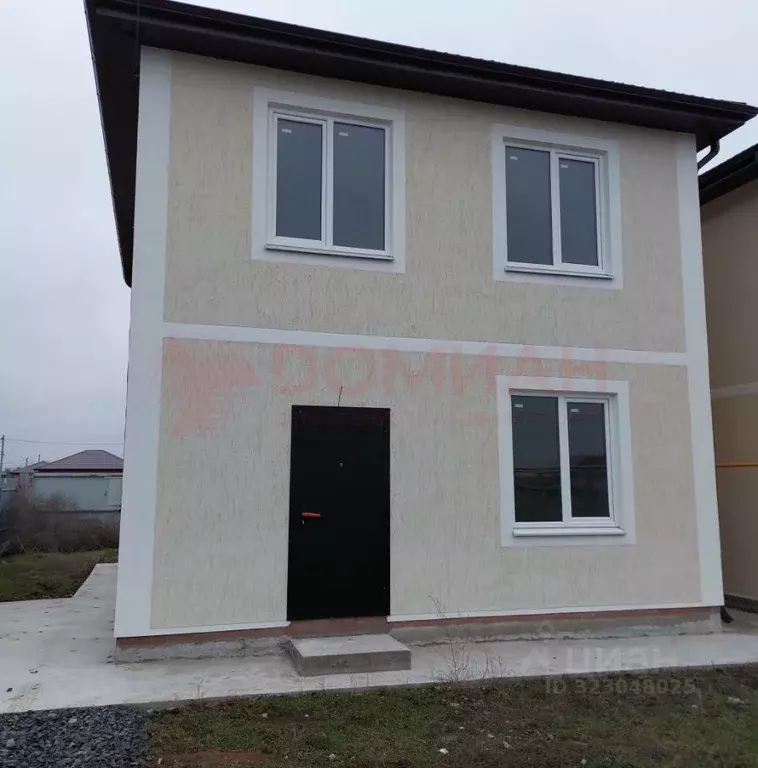 Дом в Ростовская область, Мясниковский район, с. Чалтырь  (120 м) - Фото 1