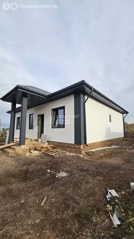 Дом в Старые Туймазы, Советская улица, 4 (100 м) - Фото 0