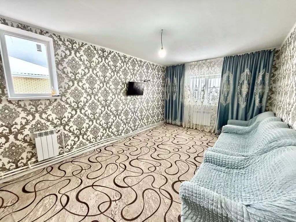 Дом в Волгоградская область, Городище рп ул. Кольцевая (223 м) - Фото 1