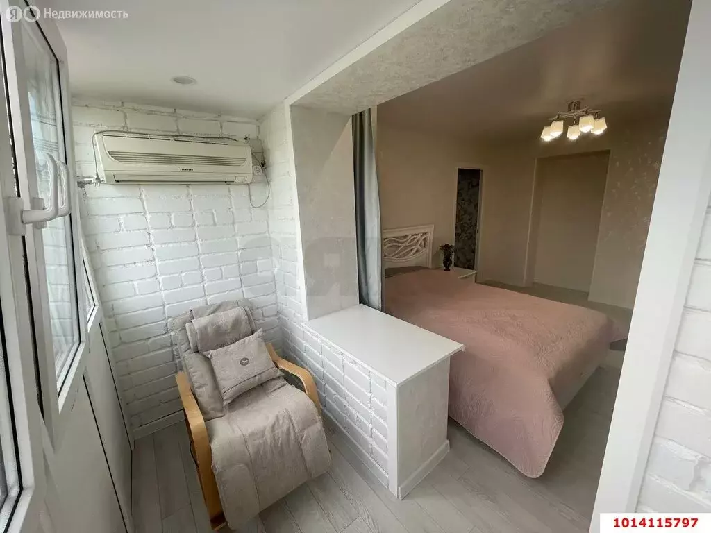 3-комнатная квартира: станица Динская, Линейная улица, 131 (64 м) - Фото 1