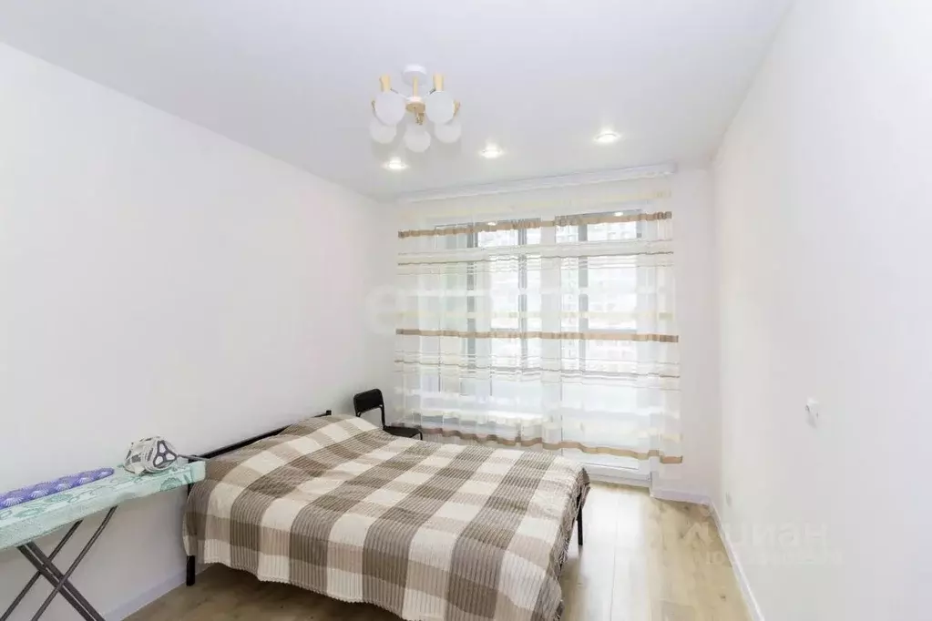 2-к кв. Тюменская область, Тюмень ул. Андрея Приказнова, 7 (60.0 м) - Фото 1