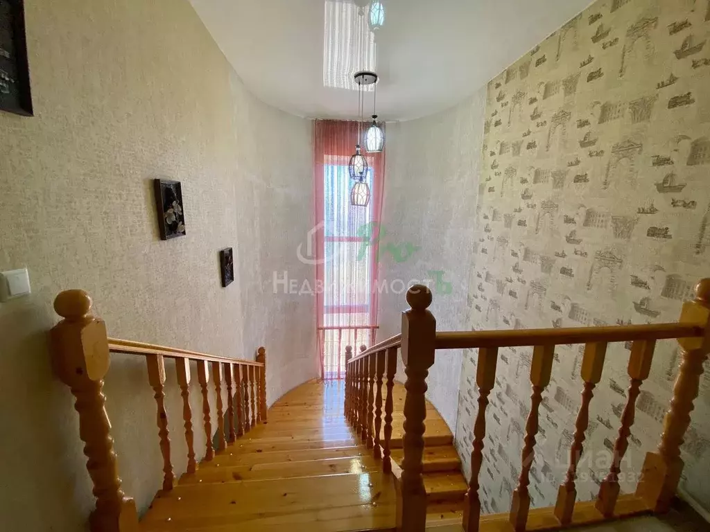 Дом в Краснодарский край, Ейск Нижнесадовая ул. (211 м) - Фото 2