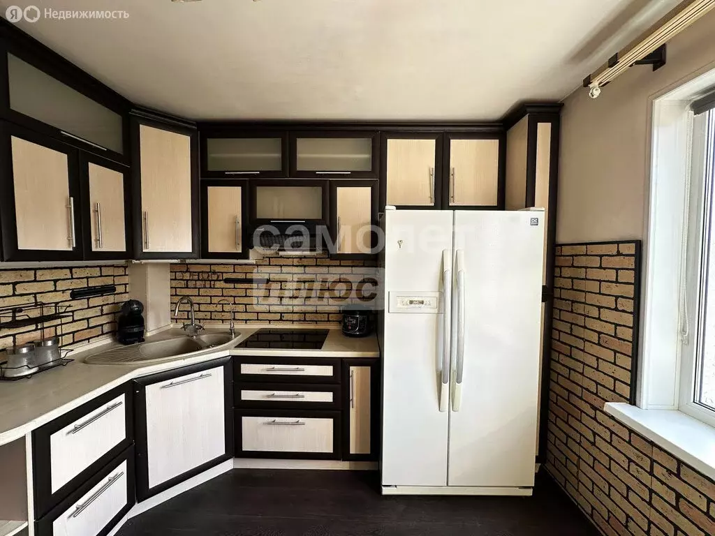 2-комнатная квартира: Владивосток, улица Часовитина, 3 (50.7 м) - Фото 1