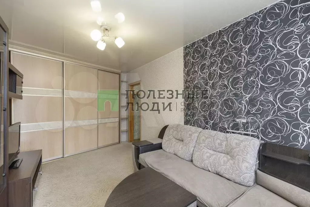 1-к. квартира, 30 м, 5/5 эт. - Фото 1