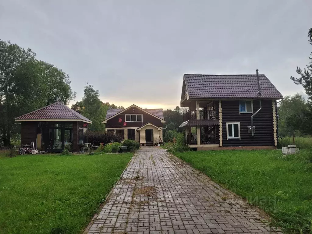 Дом в Калужская область, Юхновский муниципальный округ, Колыхманово ... - Фото 1