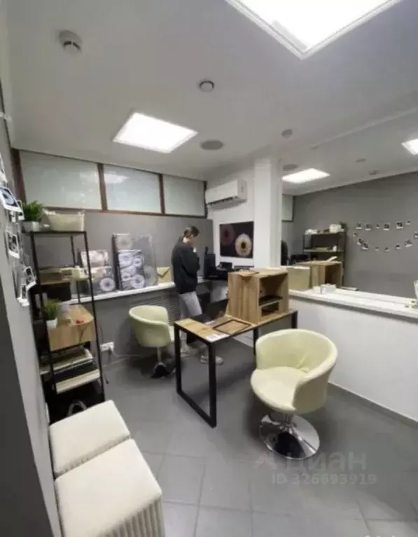 Офис в Татарстан, Казань ул. Бутлерова, 29 (15 м) - Фото 2