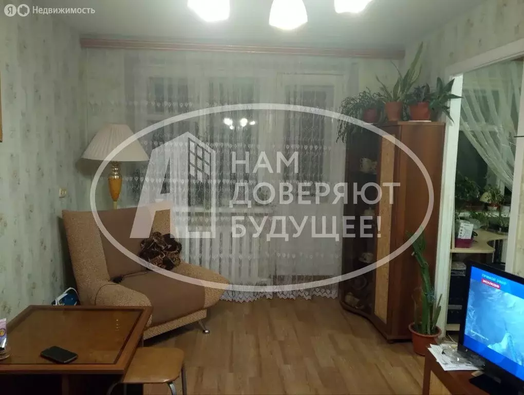 3-комнатная квартира: Глазов, Чепецкая улица, 13 (56.8 м) - Фото 1